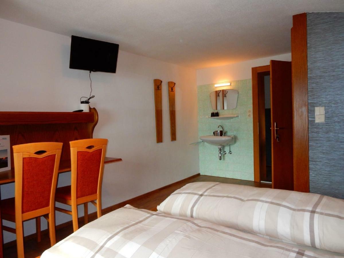 Pension Zu Hause Uttendorf Esterno foto