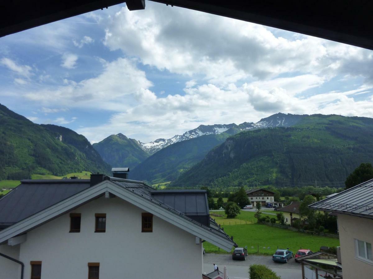 Pension Zu Hause Uttendorf Esterno foto